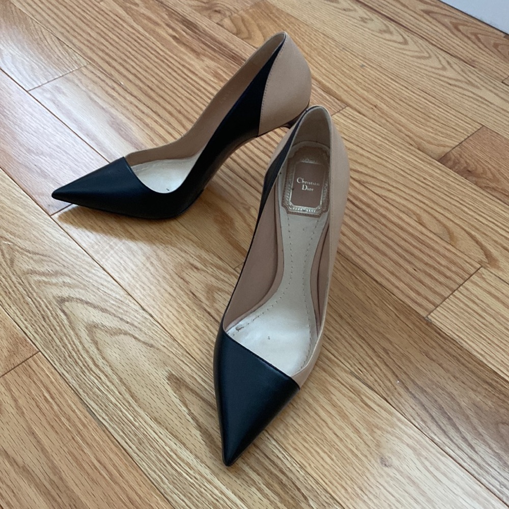 Christian Dior Black and Tan Pumps - Picture 6 of 6